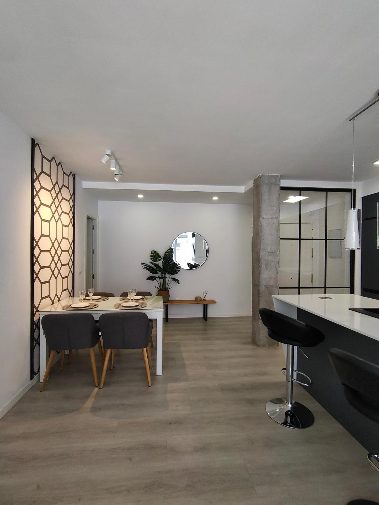 Casa Mallen, Con Amplia Terraza, En El Barrio De Nervion Sewilla Zewnętrze zdjęcie